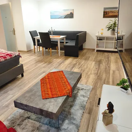 Apartamento Komplettes Mit Separatem Eingang