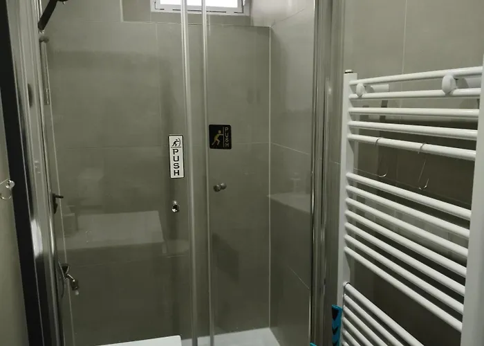 Lejlighed Komplettes Mit Separatem Eingang
